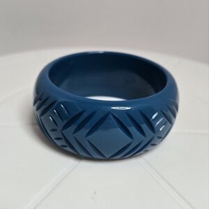 Splendette Turquoise Blue Carved Bangle Bracelet Narrow Maiden